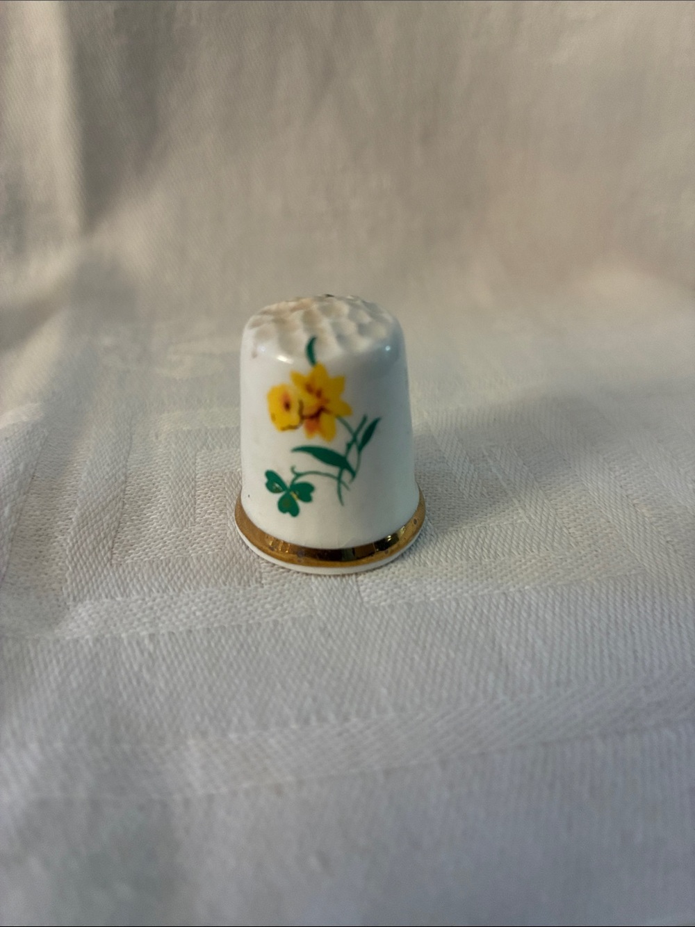 Vintage Sanford Yellow Rose Fine Bone China Floral Thimble with Gold Trim
